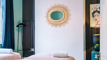 5 bilik tidur, Wi-fi percuma, cadar katil