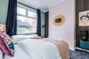 Hus – deluxe | 5 soverom, wi-fi (inkludert) og sengetøy