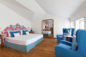 6 bedrooms, iron/ironing board, travel crib, free WiFi