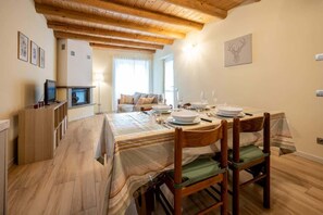 Dining - Flat with garden and parking spot - Larihome A21 (Gravedona ed Uniti)