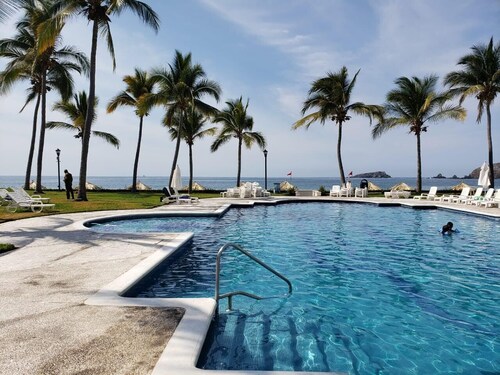 Beachfront Apartment at Ixtapa Iguana México Zihuatanejo Paradise