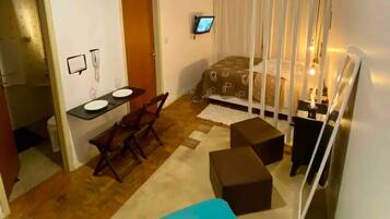 1 quarto, ferros/tábuas de passar roupa, Wi-Fi, roupa de cama