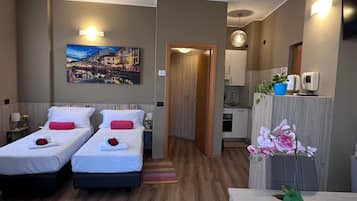 熨斗/熨衣板、WiFi、床单