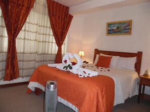 In-room safe, free WiFi, bed sheets