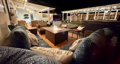 Mid-Century • Pool & Spa • Games • Near JTree Park