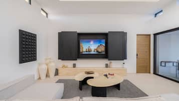 TV, stereo