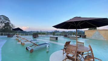 Room, 1 Bedroom, Accessible, Smoking | Pool