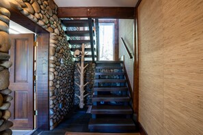 Interior - Beautiful Log Cabin Offers Peek of Lake, Perfect Escape in Tahoe City, Rita's Oasis By Tahoe Time VR (Tahoe City)