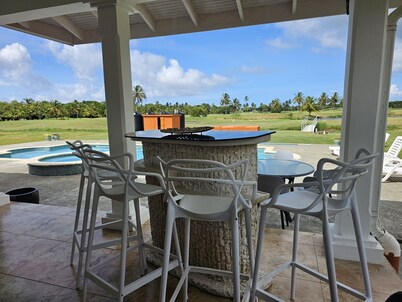 Affordable Ariyana sleeps 10 in Tobago Plantations