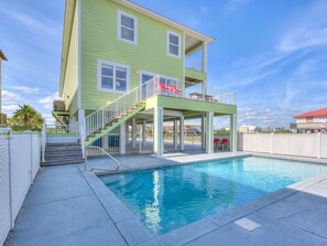 Pool - Sea Urchins, North & South Units. 10 BR 10BA. Beachview. The Beach, so close, for less! Pool. (Gulf Shores)
