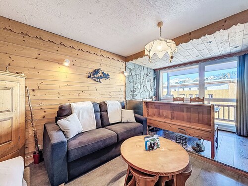 Les Grandes Balmes I et II (Le Lac) by Interhome