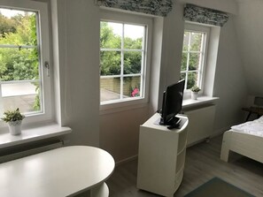 3 bedrooms, desk, iron/ironing board, WiFi - Residenz am Meer - Näher am Strand Können Sie Ihren Urlaub Nicht Verbringen! (Utersum)