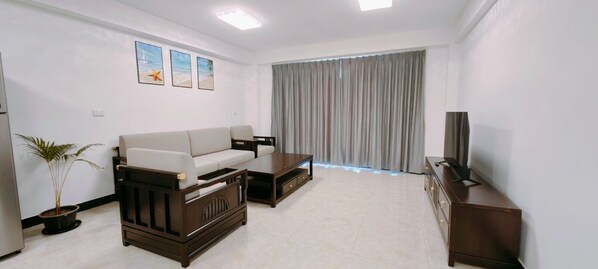 2 bedrooms, in-room safe, blackout drapes, iron/ironing board - Ocean Breeze Apartment (Nadi)