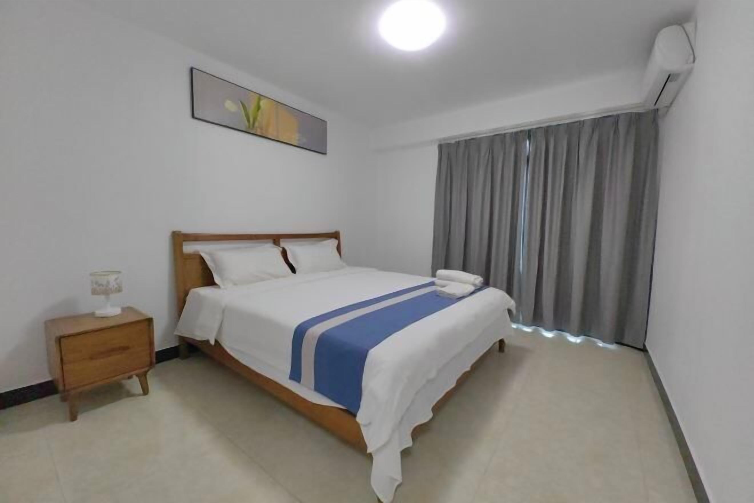 2 間臥室、客房內保險箱 、布置獨特、遮光布/窗簾