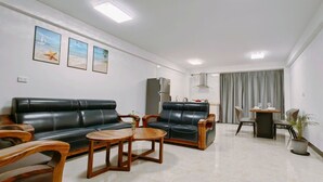 2 bedrooms, in-room safe, blackout drapes, iron/ironing board - Ocean Breeze Apartment (Nadi)