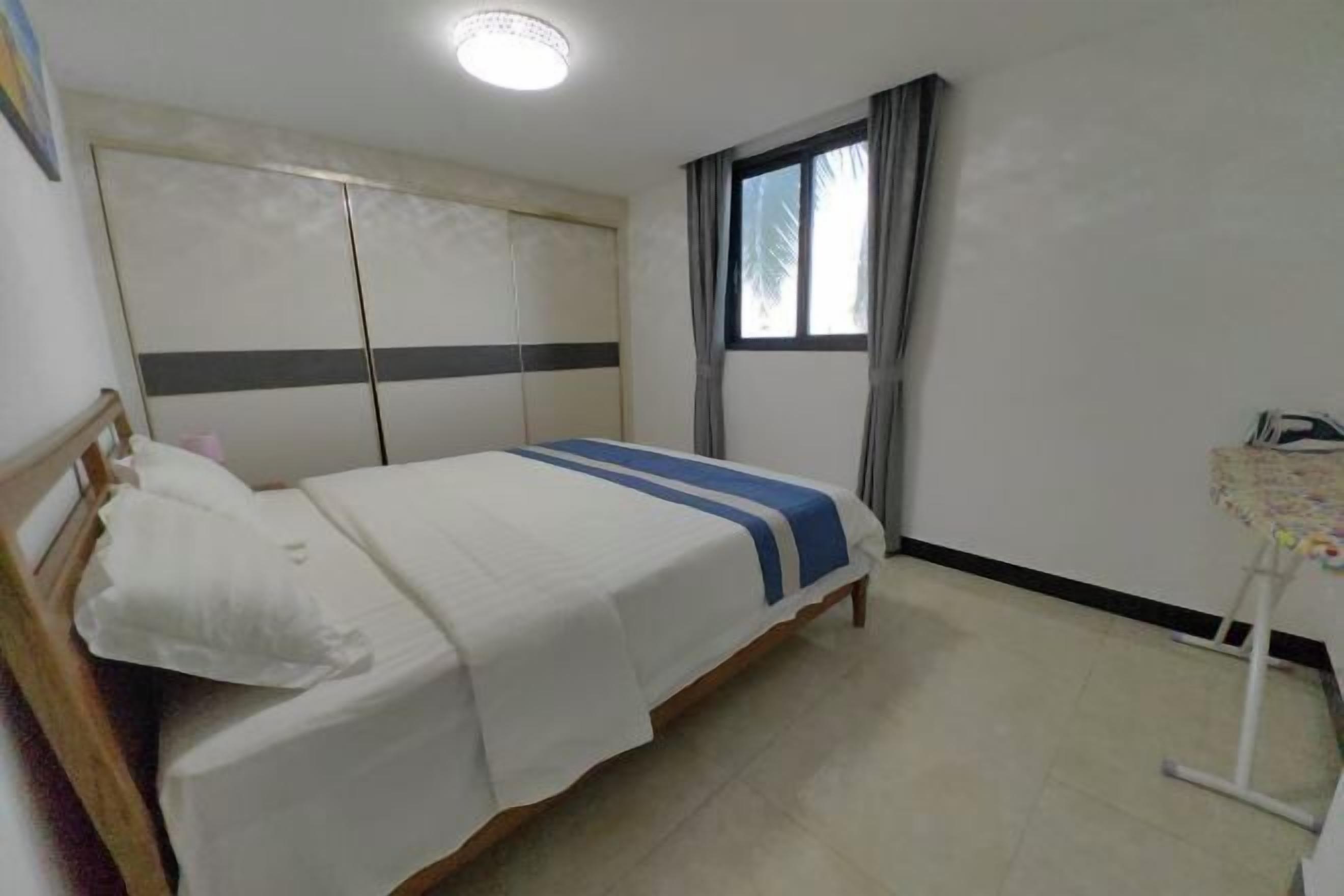 2 間臥室、客房內保險箱、布置獨特、遮光布/窗簾