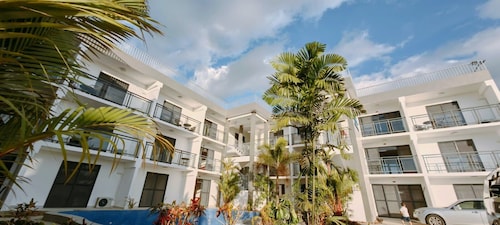 Ocean Breeze Apartment