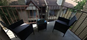 Apartment, 1 Bedroom, Smoking, Balcony | Balcony - Cozy and Quiet 1x1 in Medical Center Near Nrg Stadium - Relax and Rejuvenate (Houston)