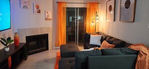 Apartment, 1 Bedroom, Smoking, Balcony | Living area - Cozy and Quiet 1x1 in Medical Center Near Nrg Stadium - Relax and Rejuvenate (Houston)