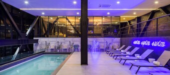 Downtown Designer Apartments by ULIV