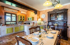 Dining - Awesome home in Brucoli (Brucoli)