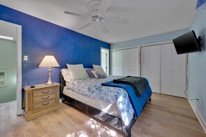 3 bedrooms, iron/ironing board, free WiFi, bed sheets