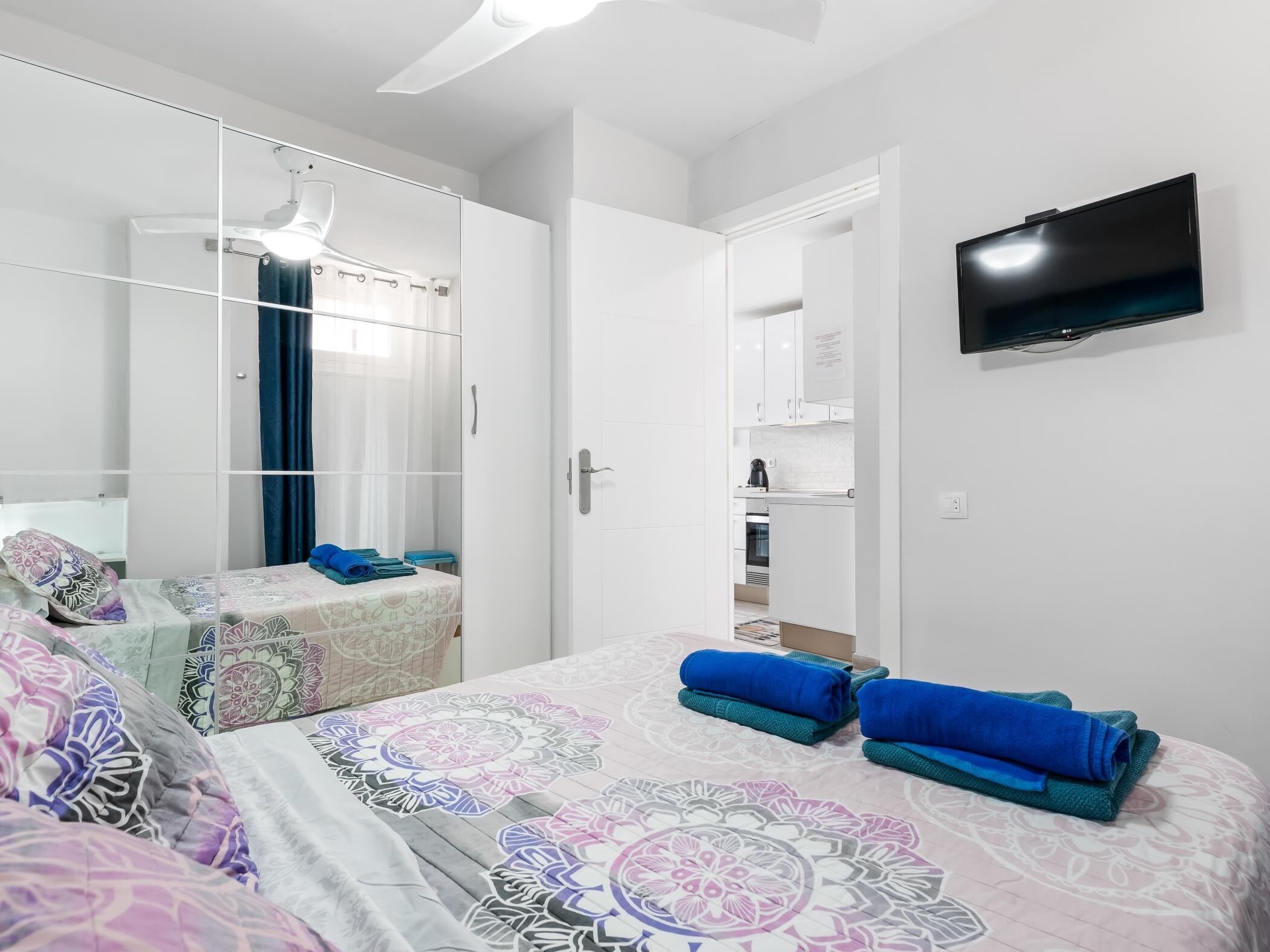 2 slaapkamers, een strijkplank/strijkijzer, wifi, beddengoed