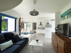 TV - Barqueros Beach by Best Holidays Fuerteventura (Corralejo)