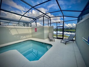 Innenpool, Außenpool