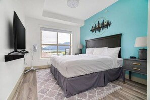 Apartamento família | 3 quartos, roupas de cama premium, escrivaninha