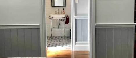 1 camera, ferro/asse da stiro, Wi-Fi gratuito, lenzuola