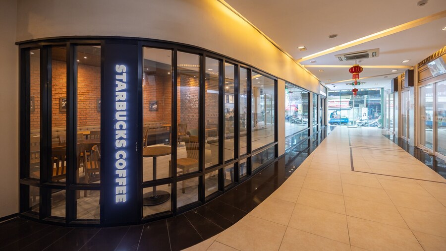 EXORESIDENCE - Heart of Chinatown