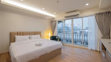 Double room with Balcony | 1 bedroom, soundproofing, free WiFi