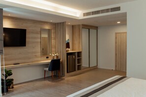 Executive-Doppelzimmer | Hochwertige Bettwaren, Tempur-Pedic-Betten, Schreibtisch