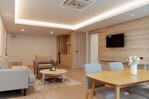 Suite presidencial | Roba de llit d'alta qualitat, matalassos Tempur-Pedic i escriptori 