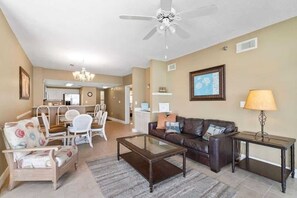 Smart TV, offices - Jade East Towers 0740 (Destin)
