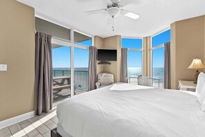 3 makuuhuonetta, silitysrauta/-lauta, ilmainen Wi-Fi, vuodevaatteet