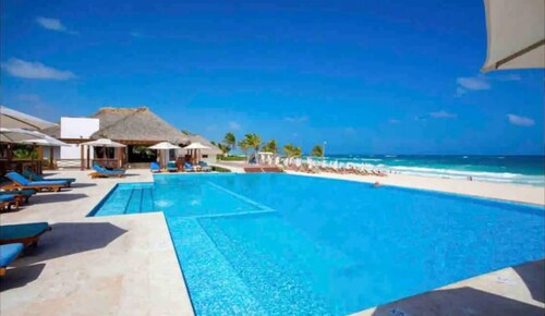 New at Hard Rock Punta Cana neighborhood, Jacuzzi, pool view, beach club, casino