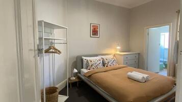 1 bedroom, iron/ironing board, WiFi (free), bed sheets