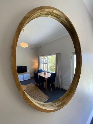 Cosy Flat metres from Rottnest Ferry