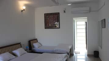 Superior Double or Twin Room | Hypo-allergenic bedding