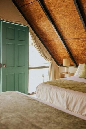Basic Cabin, 2 Double Beds, Non Smoking | Free WiFi, bed sheets - Los Olivos la Playa  (Puerto San Jose)