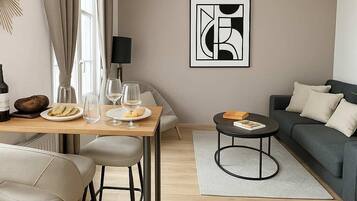 Een televisie en een kantoor