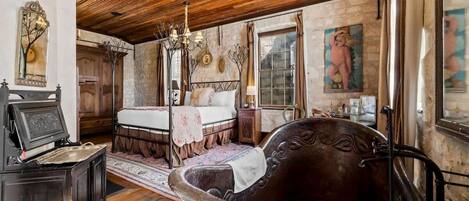 1 habitación, tabla de planchar con plancha, wifi y ropa de cama