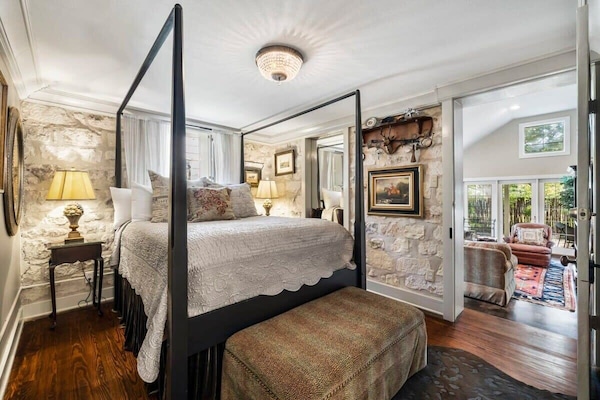 Welcome to Eva's Guest Haus! A hidden gem tucked away in the heart of Fredericksburg's Historic District, just two blocks from bustling Main Street.