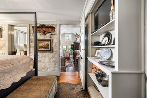 2 室のベッドルーム、アイロン / アイロン台、WiFi、ベッドシーツ