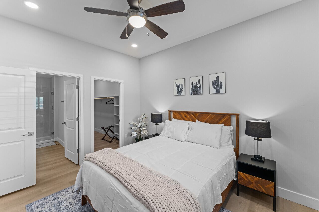 1 chambre, bureau, accès au Wi-Fi (inclus), literie fournie