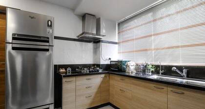 Lilas Abode Homestay,centrally located,free wi-fi - Room 1