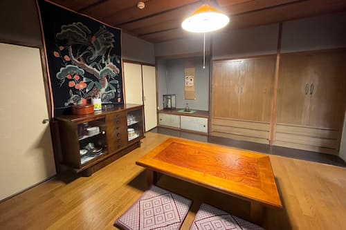 Marui | Living area | 35-inch LCD TV with digital channels, offices
