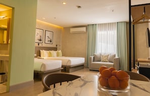 Family Suite | In-room safe, desk, blackout drapes, iron/ironing board - Primeway Suites Cebu (Cebu City)